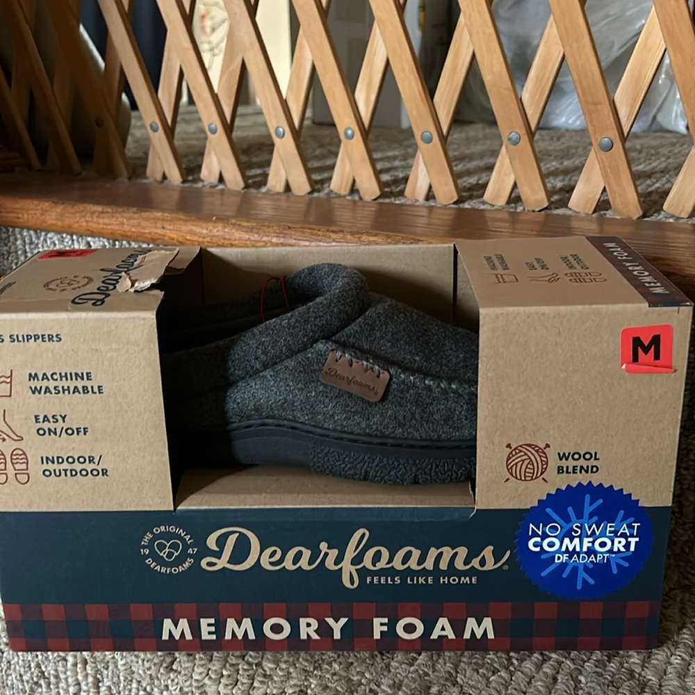 Dearfoams Men's Memory Foam Insole Slipper (NO SWEAT COMFORT) NIB